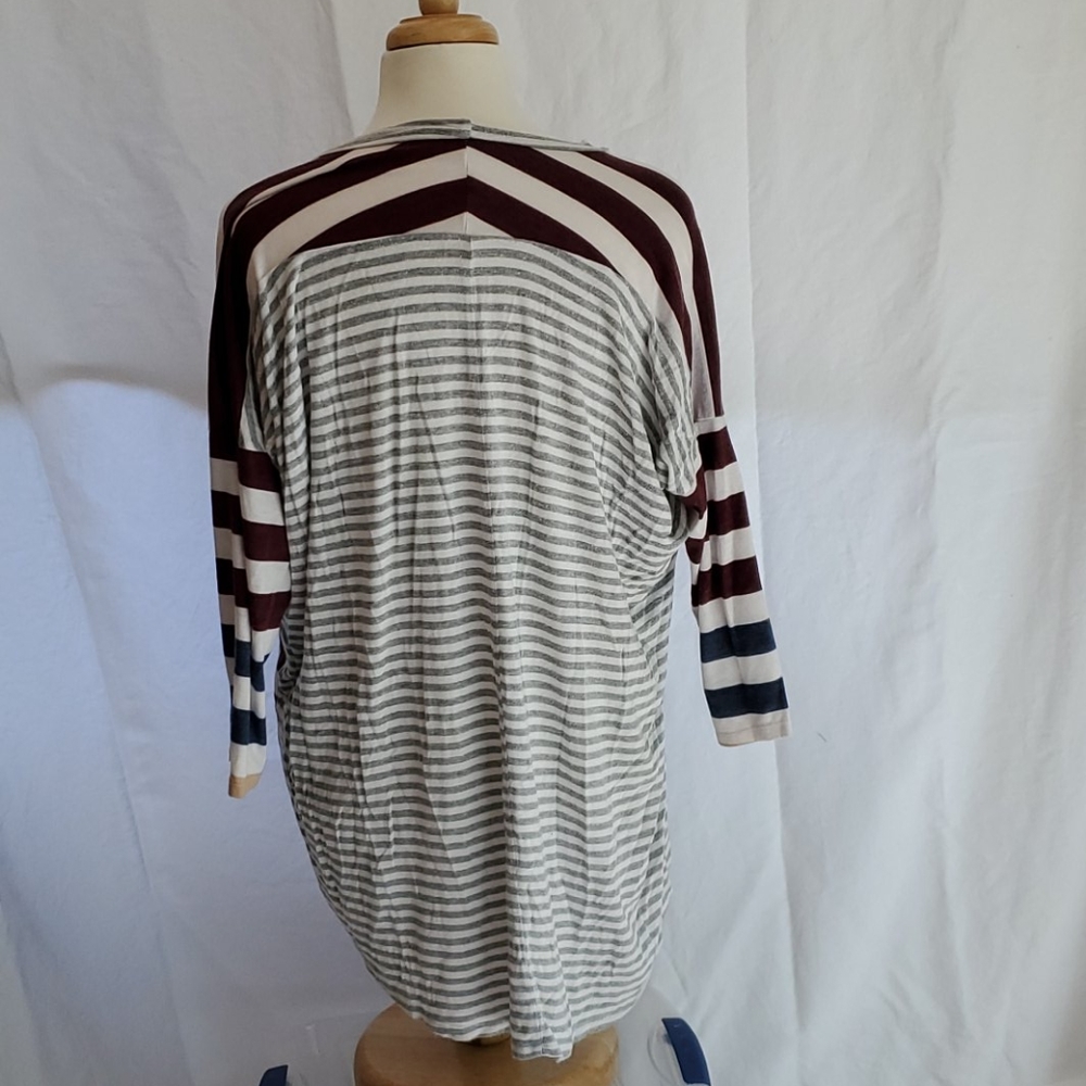Multi-Stripe Top - Picture 2 of 2